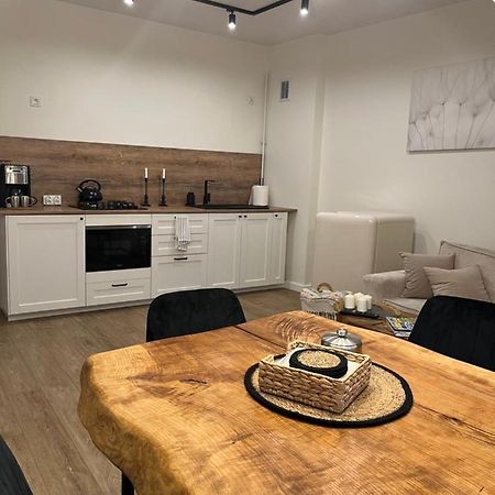 Apartamenty Aleja Jana Pawla II Вонґровєц Екстер'єр фото